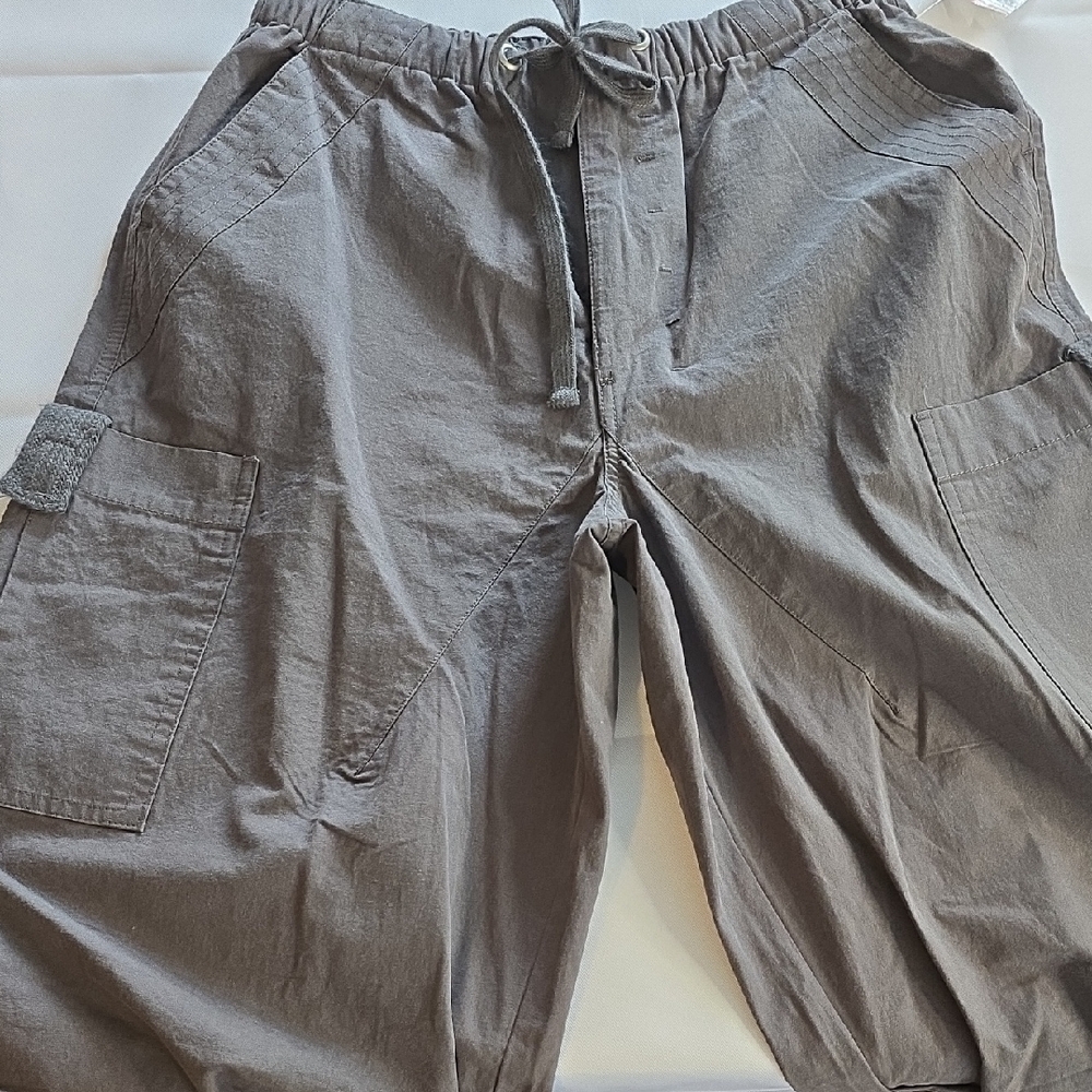 RSQ Charcoal Cargo Pants for Women - Picture 7 of 12